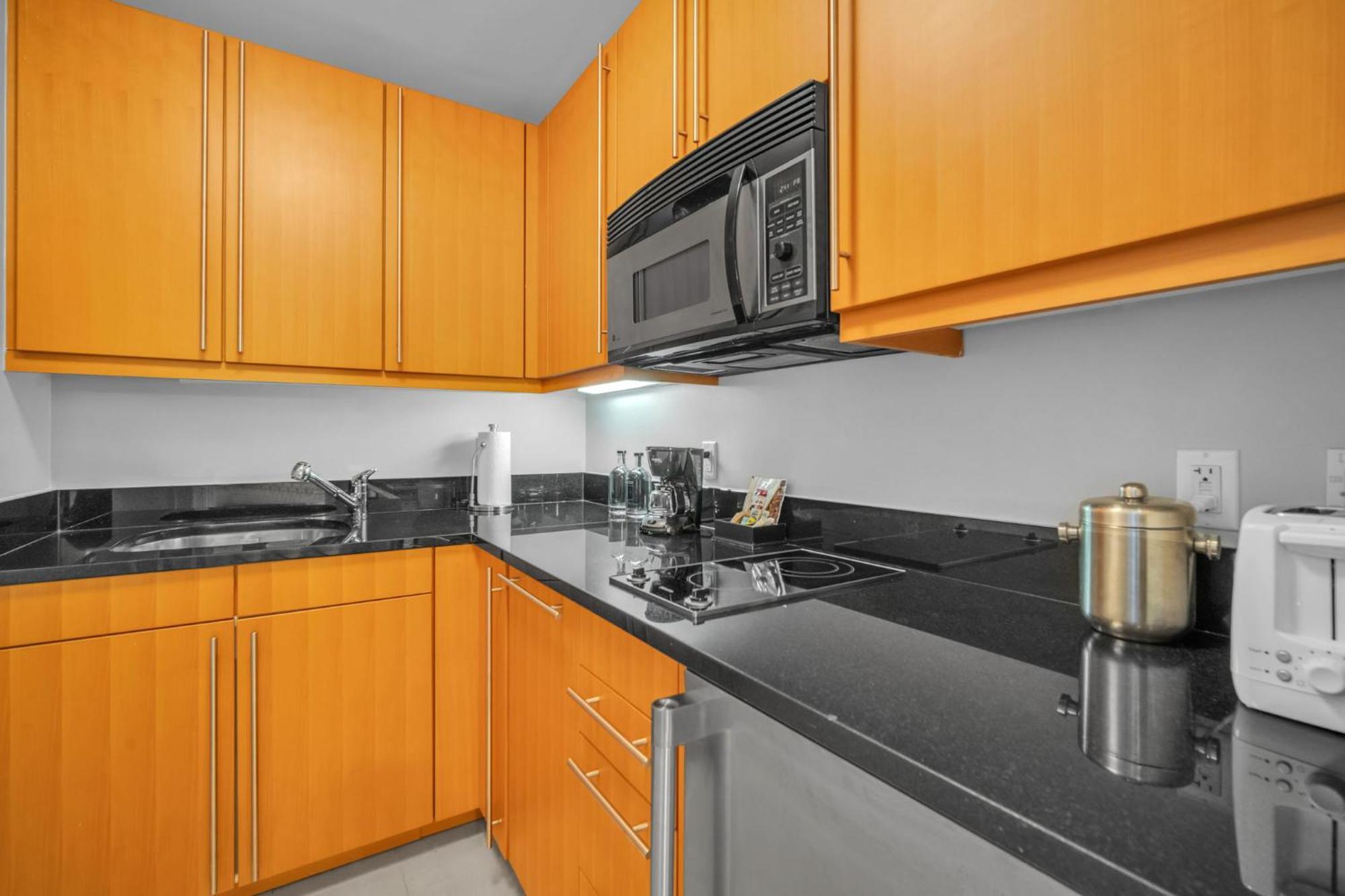 2 Bedroom Or King Studio Suites Four Seasons Hotel Miami Free Wi-Fi & Free Parking Exterior photo