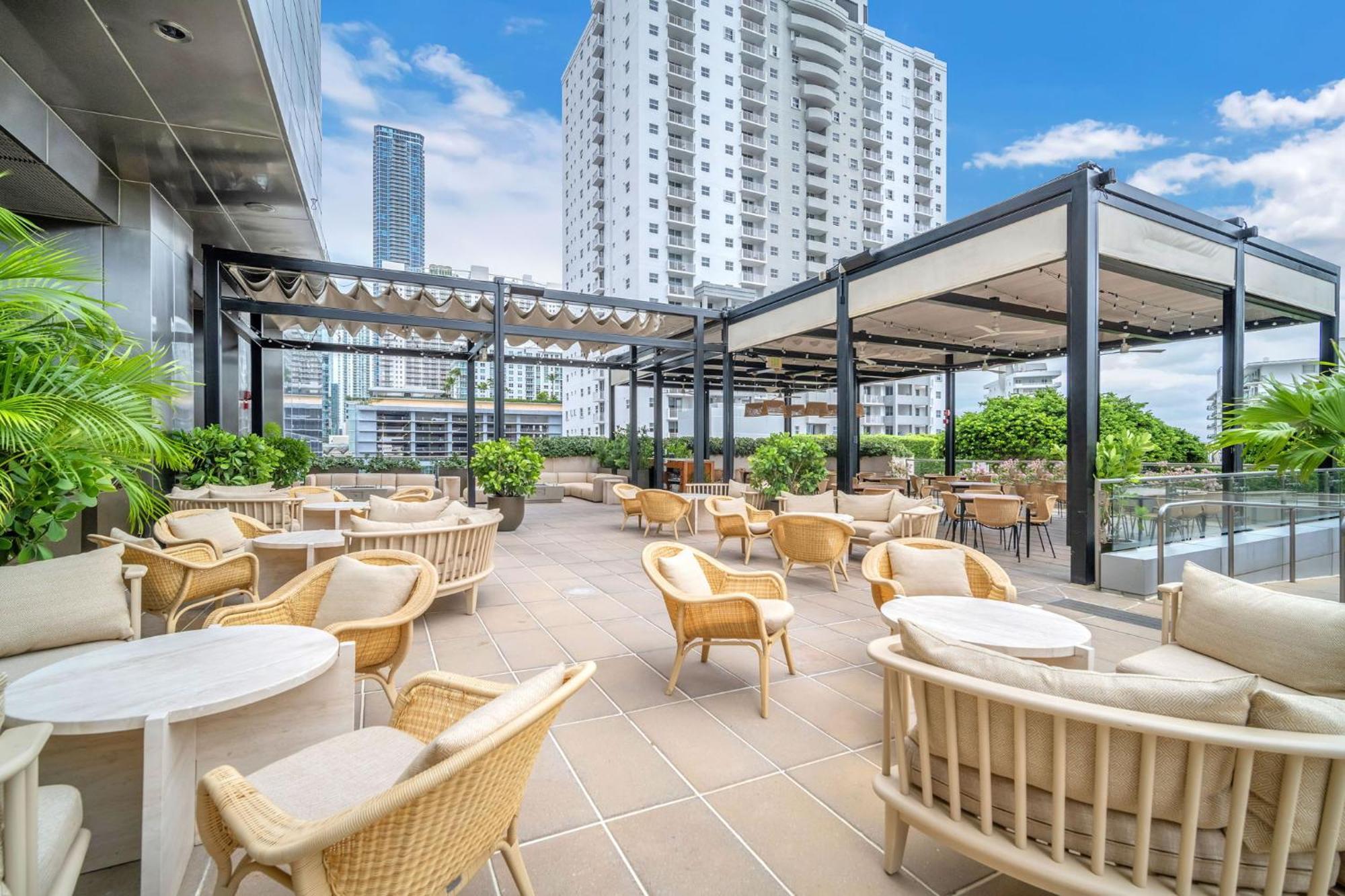 2 Bedroom Or King Studio Suites Four Seasons Hotel Miami Free Wi-Fi & Free Parking Exterior photo